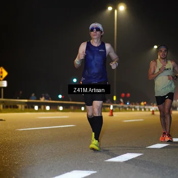Runner Photo 7298851