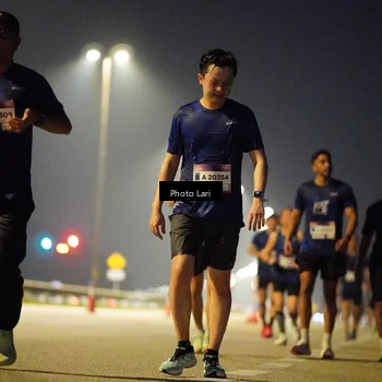 Runner Photo 7298859