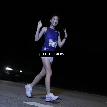 Runner Photo 7298904