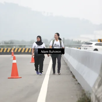 Runner Photo 7299036