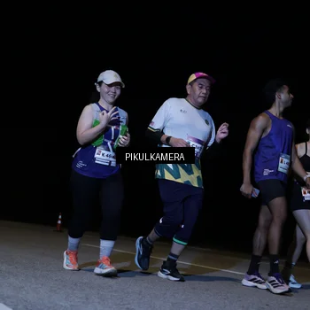 Runner Photo 7299136