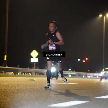 Runner Photo 7299196