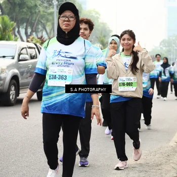 Runner Photo 7299373