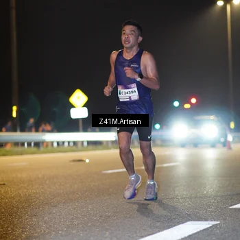 Runner Photo 7299377