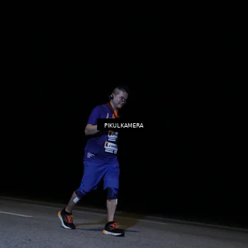 Runner Photo 7299495