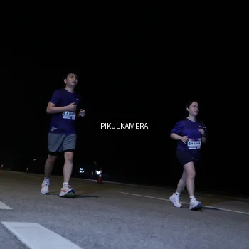 Runner Photo 7299638
