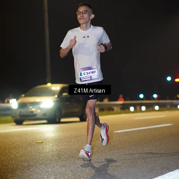 Runner Photo 7299791