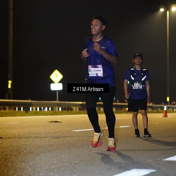 Runner Photo 7299874