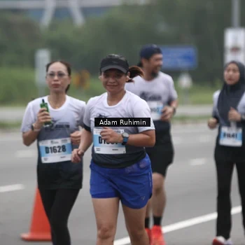 Runner Photo 7299898