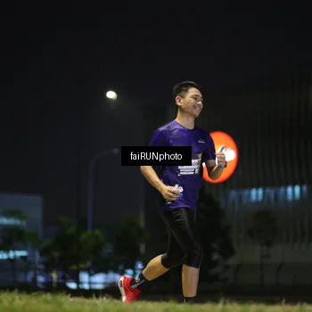 Runner Photo 7299913