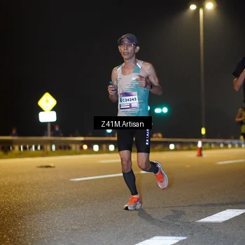 Runner Photo 7299974