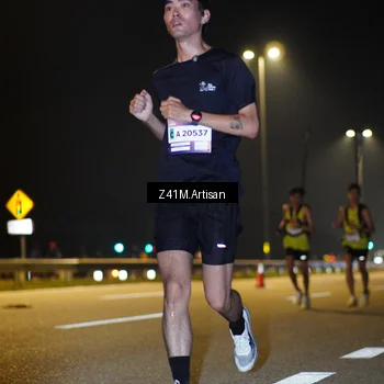 Runner Photo 7300003