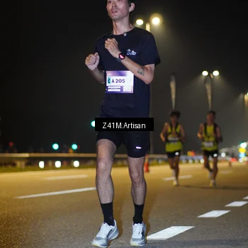 Runner Photo 7300009