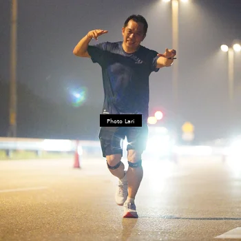 Runner Photo 7300010