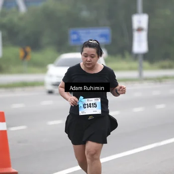 Runner Photo 7300021