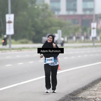 Runner Photo 7300041