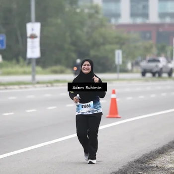 Runner Photo 7300042