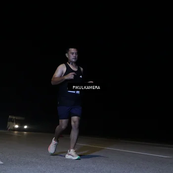 Runner Photo 7300056