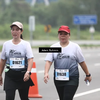 Runner Photo 7300086