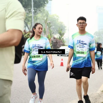 Runner Photo 7300105