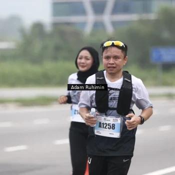 Runner Photo 7300113