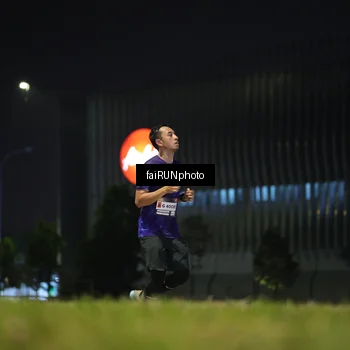 Runner Photo 7300212