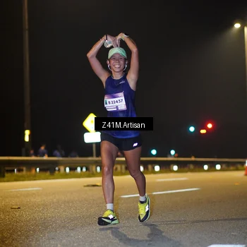 Runner Photo 7300303
