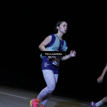 Runner Photo 7300311