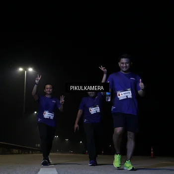 Runner Photo 7300591