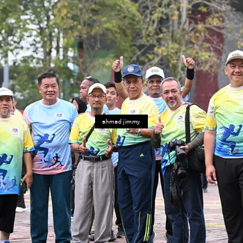 Runner Photo 7300624