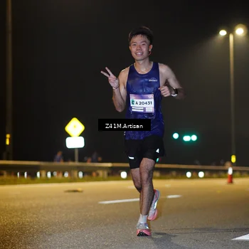Runner Photo 7300645