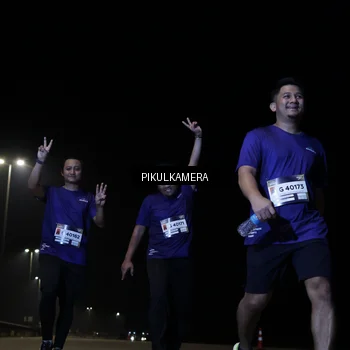 Runner Photo 7300681