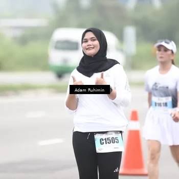 Runner Photo 7300700