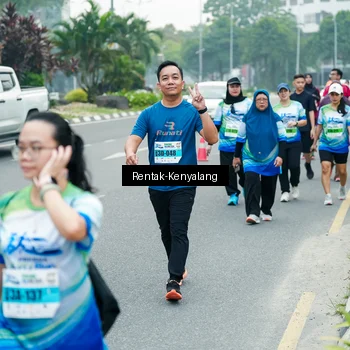 Runner Photo 7300702