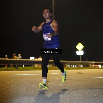 Runner Photo 7300909