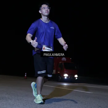 Runner Photo 7301054
