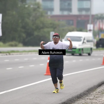 Runner Photo 7301302