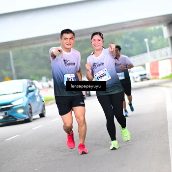 Runner Photo 7301398