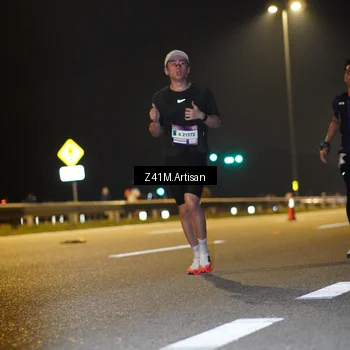 Runner Photo 7301438