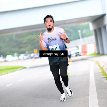 Runner Photo 7301683
