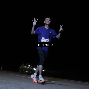 Runner Photo 7301747