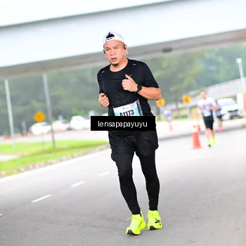 Runner Photo 7301749