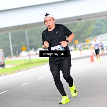 Runner Photo 7301754