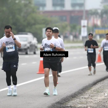 Runner Photo 7301799