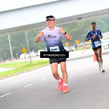Runner Photo 7301864