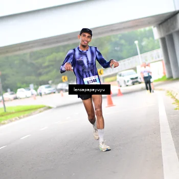 Runner Photo 7301894