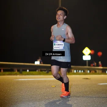 Runner Photo 7302031