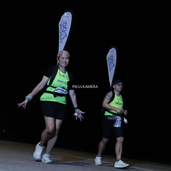 Runner Photo 7302037
