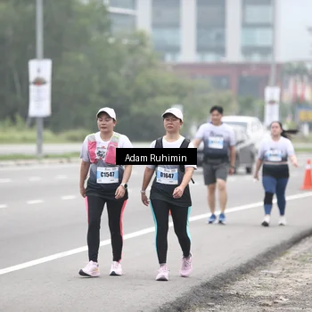 Runner Photo 7302090