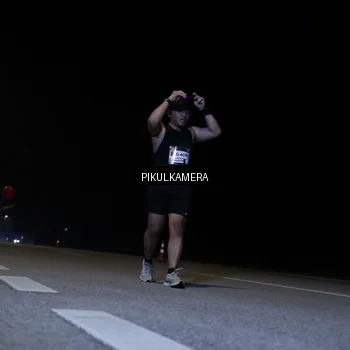 Runner Photo 7302122